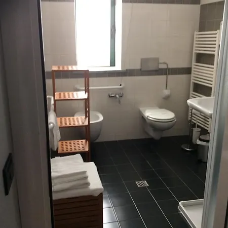 アパートホテル Ennebi San Maurizio Canavese